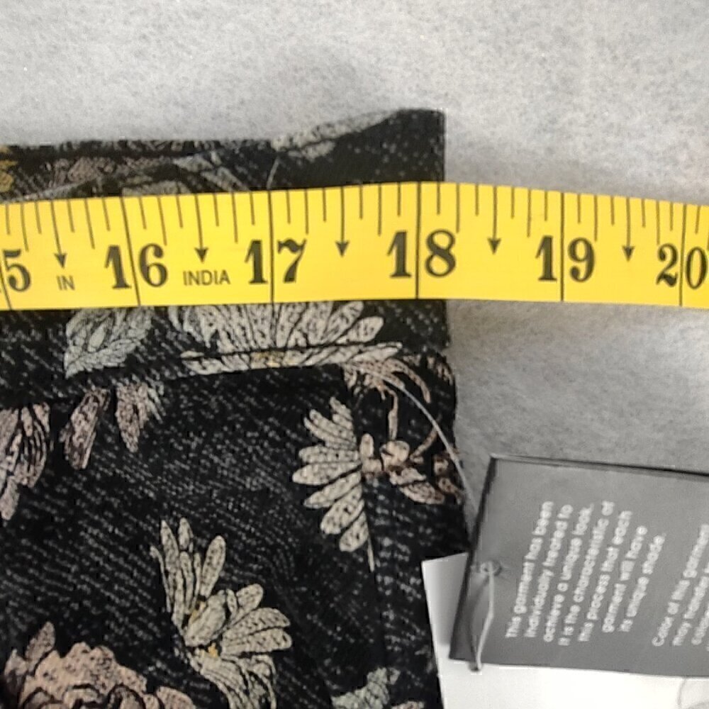 Celebrity Pink, Black, Pink, Floral High-Rise Mom Raw Hem Jean. Size 15X32 (NWT) - Picture 6 of 12